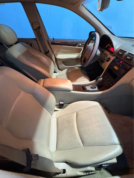 2003 Mercedes-Benz W203 C-Class - Image 5 of 6