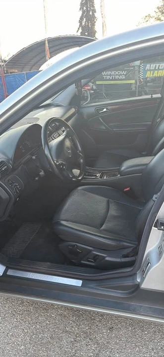 2003 Mercedes-Benz W203 C-Class - Image 9 of 10