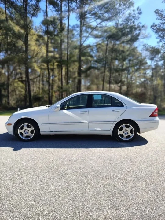 2003 Mercedes-Benz W203 C-Class - Image 8 of 17
