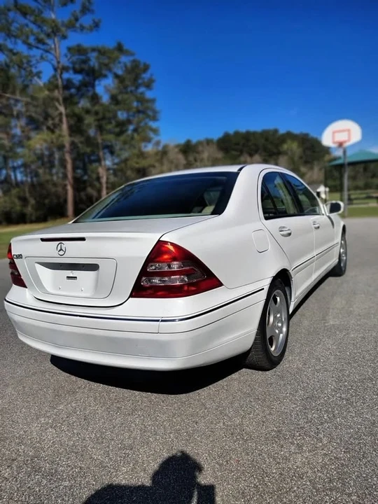2003 Mercedes-Benz W203 C-Class - Image 5 of 17
