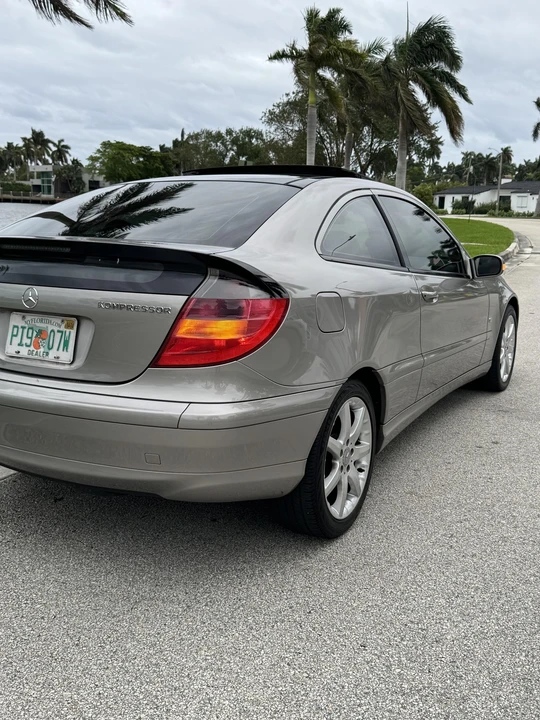2003 Mercedes-Benz W203 C-Class - Image 11 of 12