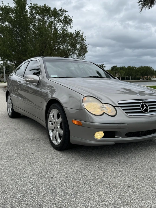 2003 Mercedes-Benz W203 C-Class - Image 3 of 12