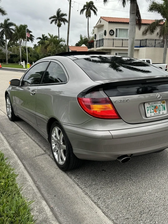 2003 Mercedes-Benz W203 C-Class - Image 9 of 12