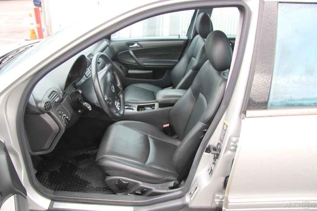 2003 Mercedes-Benz W203 C-Class - Image 14 of 21