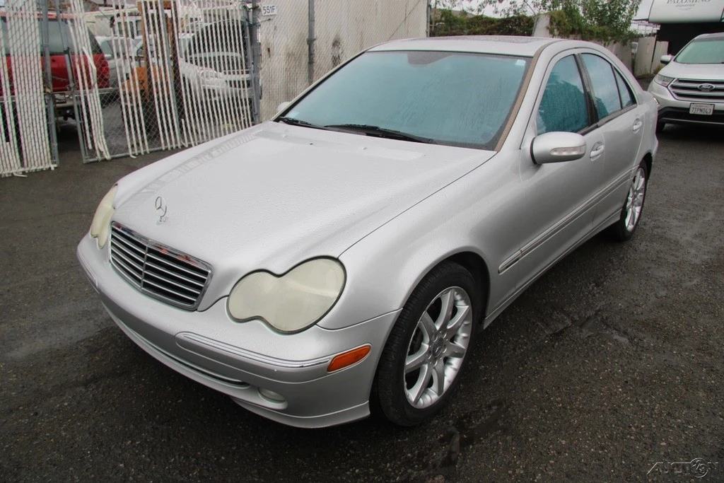 2003 Mercedes-Benz W203 C-Class - Image 2 of 21