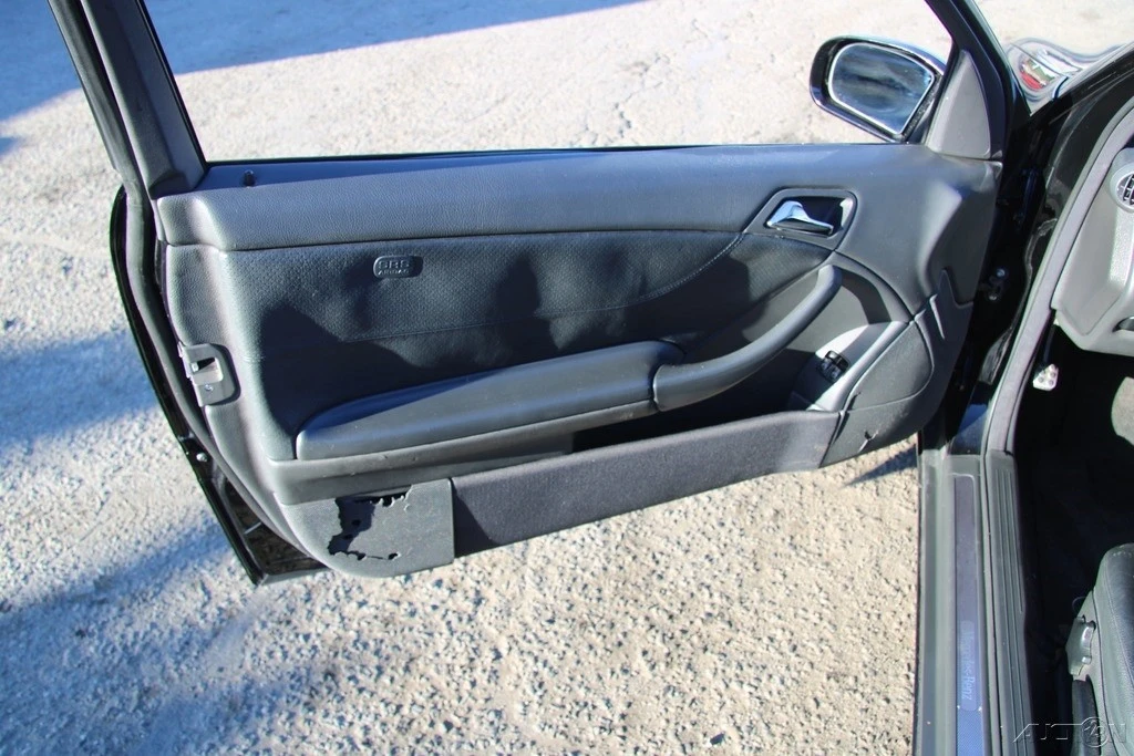 2003 Mercedes-Benz W203 C-Class - Image 12 of 21