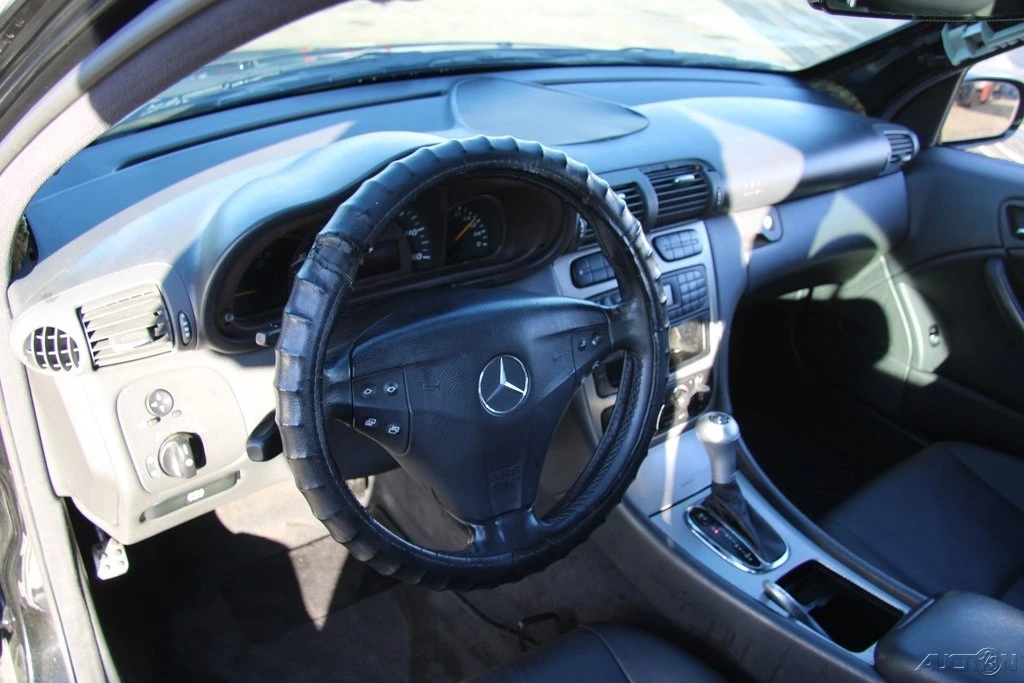 2003 Mercedes-Benz W203 C-Class - Image 14 of 21