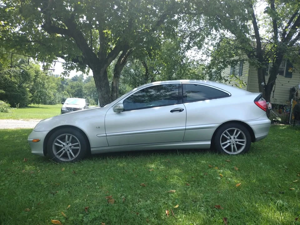 2003 Mercedes-Benz W203 C-Class - Image 2 of 9