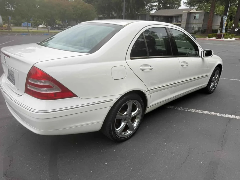 2003 Mercedes-Benz W203 C-Class - Image 8 of 20