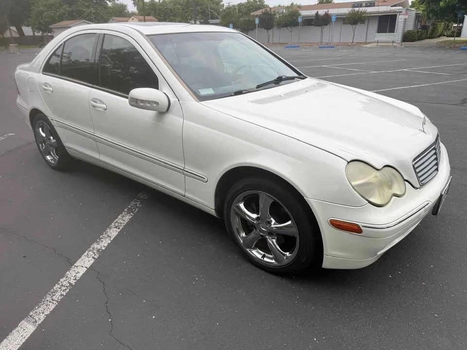 2003 Mercedes-Benz W203 C-Class - Image 2 of 20