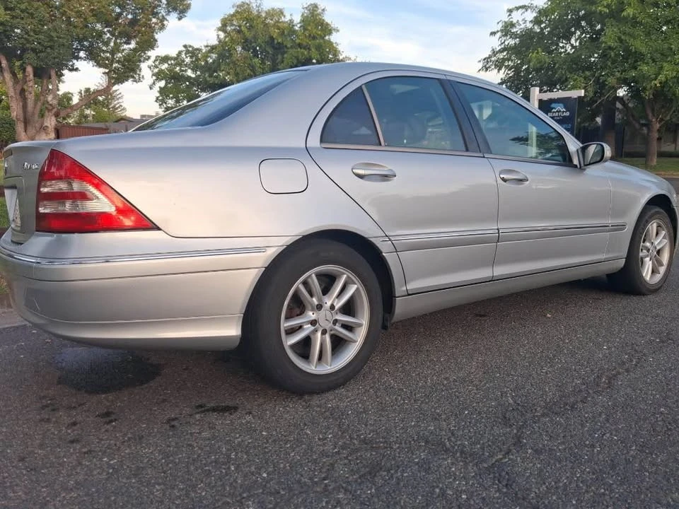 2003 Mercedes-Benz W203 C-Class - Image 3 of 10
