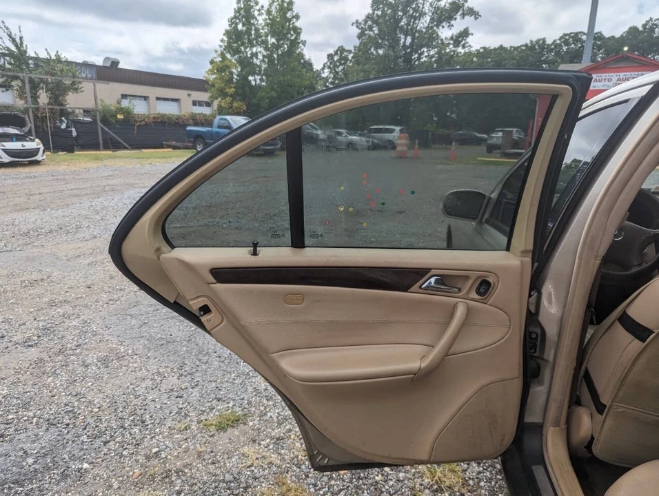 2003 Mercedes-Benz W203 C-Class - Image 17 of 21