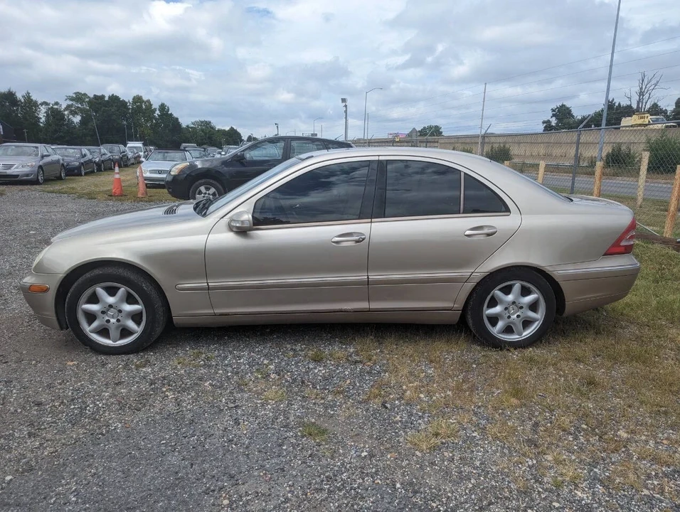 2003 Mercedes-Benz W203 C-Class - Image 6 of 21