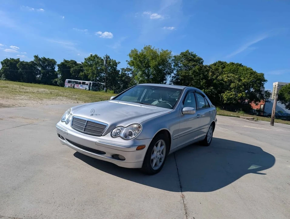 2003 Mercedes-Benz W203 C-Class - Image 4 of 16