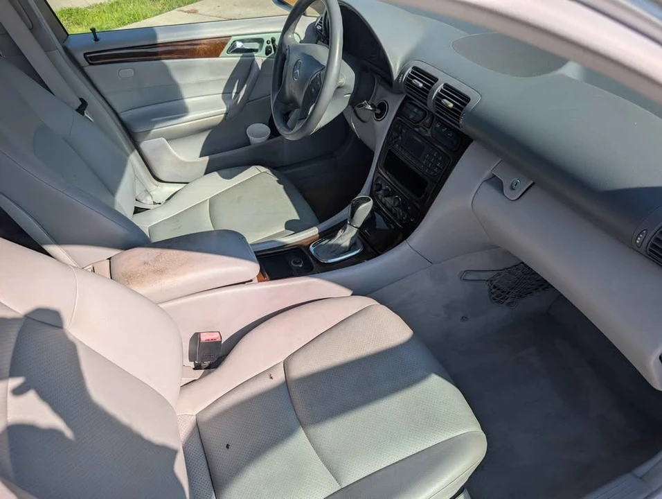 2003 Mercedes-Benz W203 C-Class - Image 14 of 16