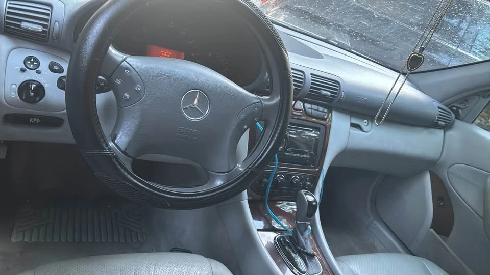 2003 Mercedes-Benz W203 C-Class - Image 5 of 10