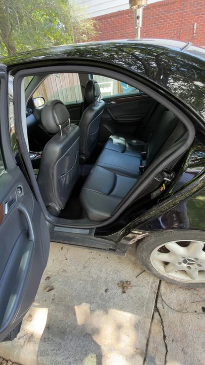 2003 Mercedes-Benz W203 C-Class - Image 8 of 10
