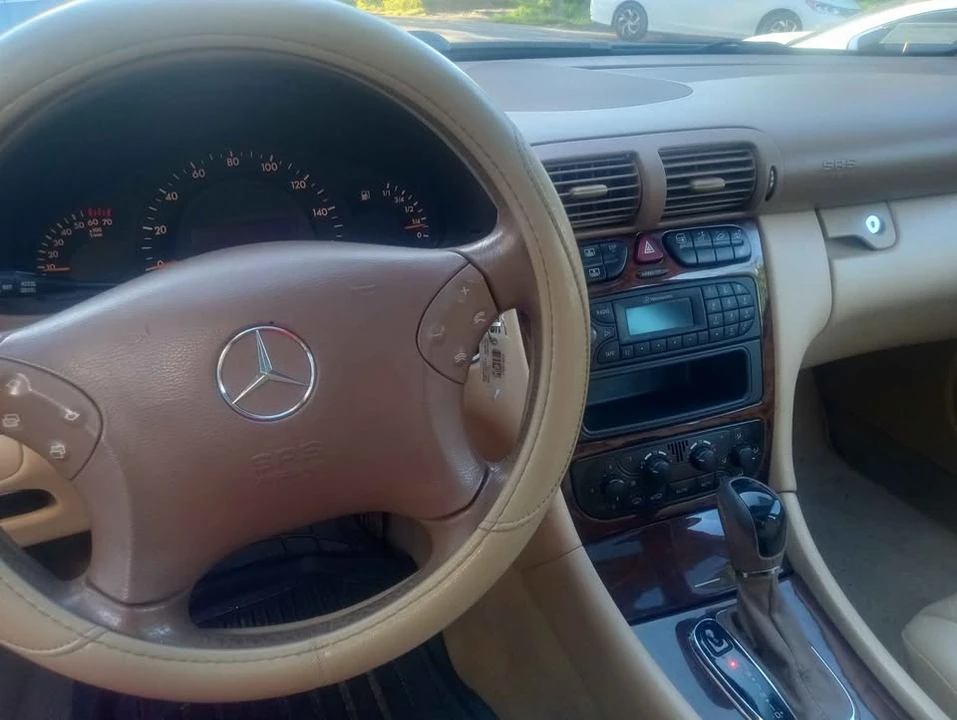 2003 Mercedes-Benz W203 C-Class - Image 8 of 12