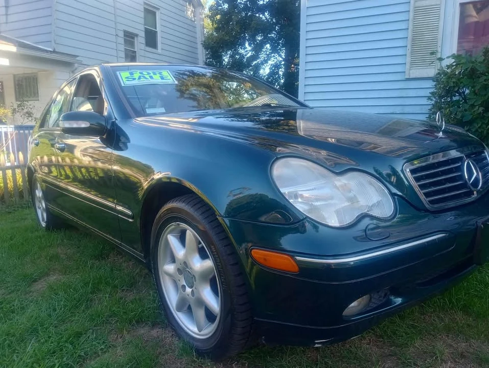 2003 Mercedes-Benz W203 C-Class - Image 2 of 12