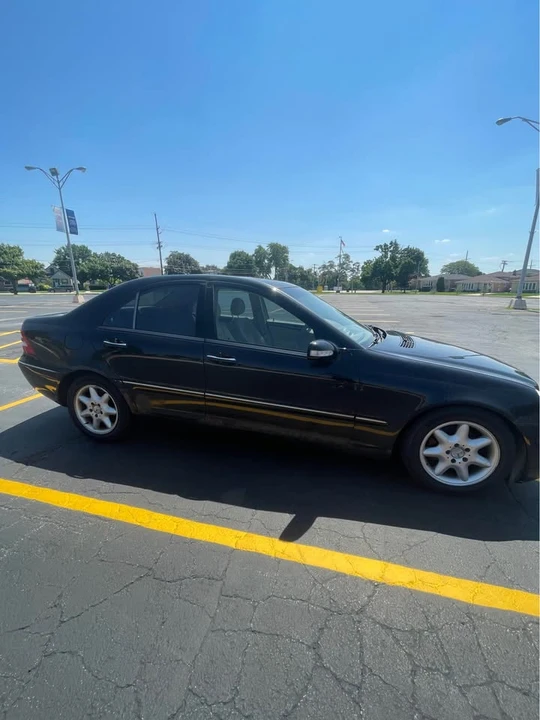 2003 Mercedes-Benz W203 C-Class - Image 3 of 17