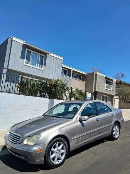 2003 Mercedes-Benz W203 C-Class - Image 2 of 2