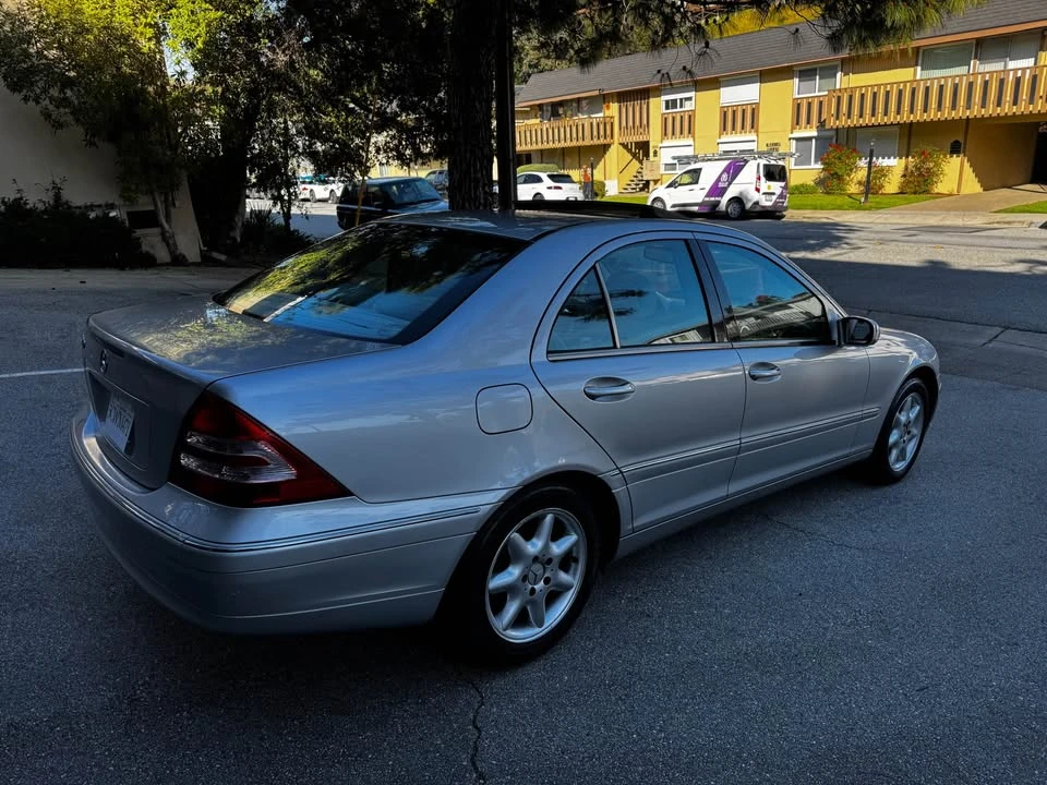 2003 Mercedes-Benz W203 C-Class - Image 3 of 19