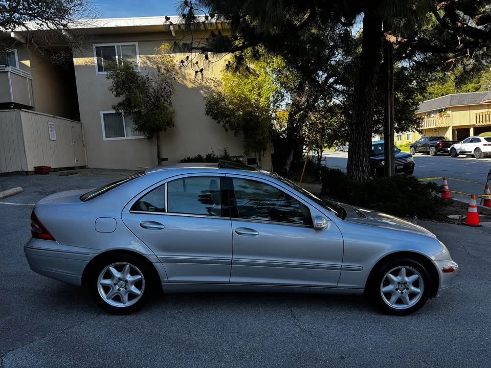 2003 Mercedes-Benz W203 C-Class - Image 6 of 19