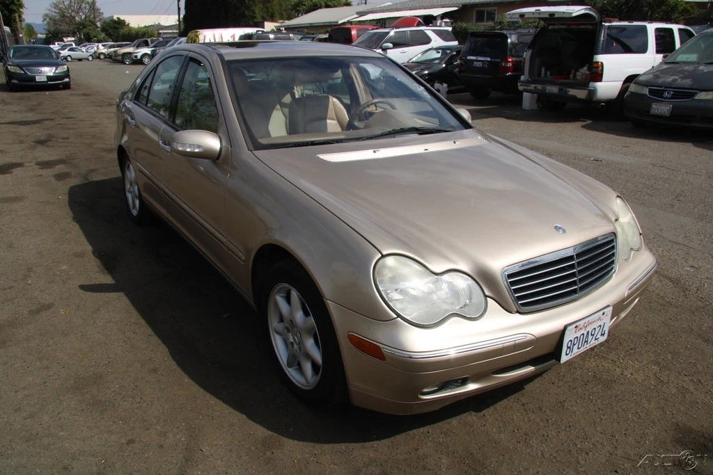 2003 Mercedes-Benz W203 C-Class - Image 10 of 21