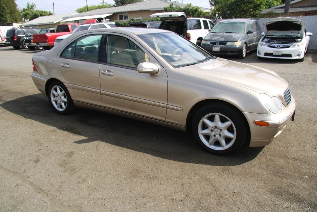 2003 Mercedes-Benz W203 C-Class - Image 9 of 21