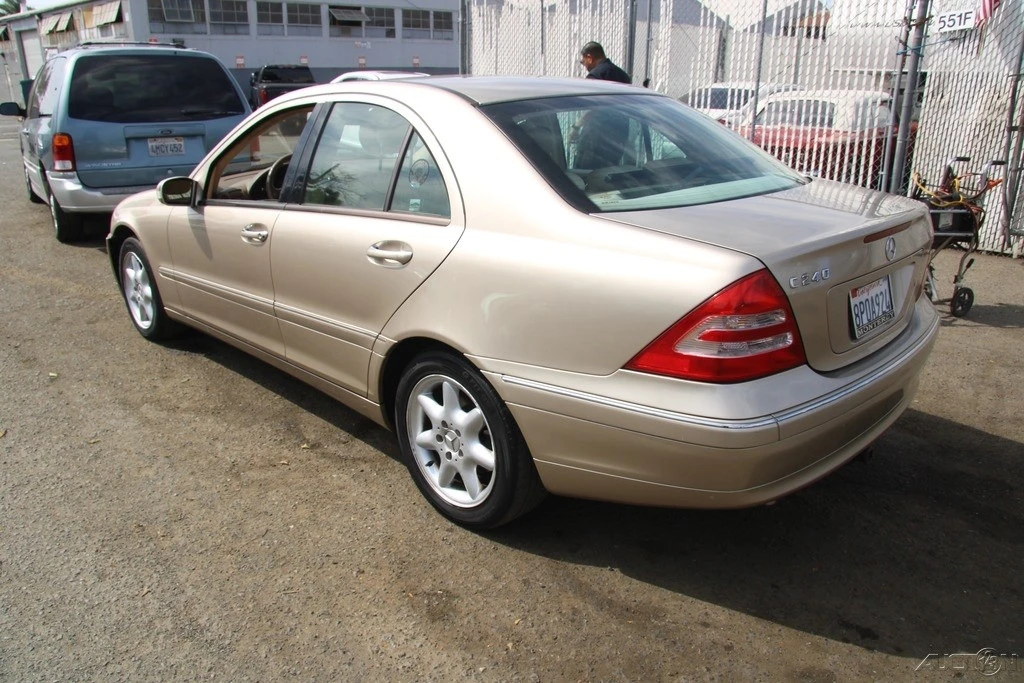 2003 Mercedes-Benz W203 C-Class - Image 5 of 21