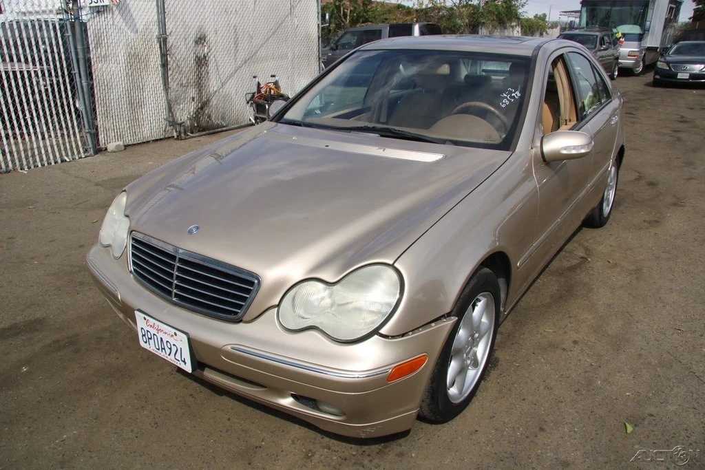 2003 Mercedes-Benz W203 C-Class - Image 2 of 21
