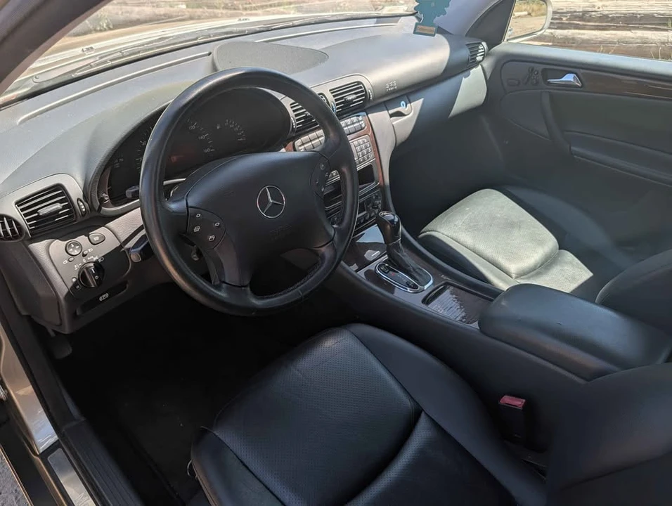 2003 Mercedes-Benz W203 C-Class - Image 12 of 16