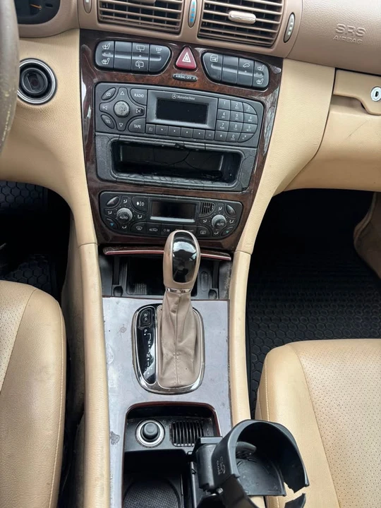 2003 Mercedes-Benz W203 C-Class - Image 8 of 13