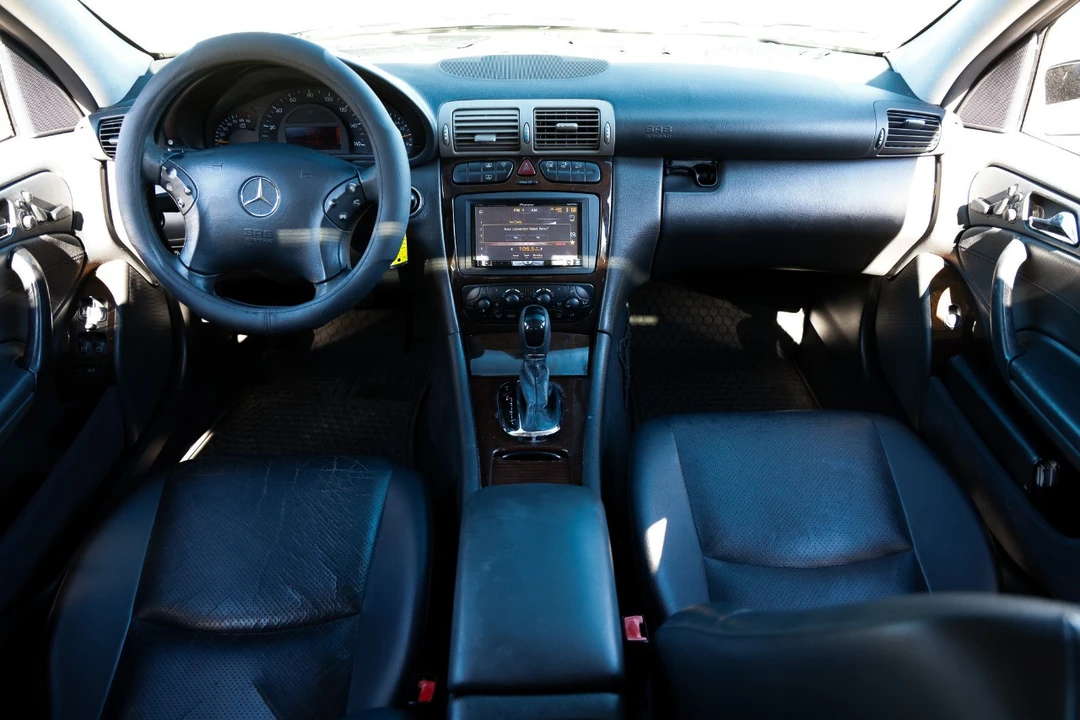 2003 Mercedes-Benz W203 C-Class - Image 2 of 12