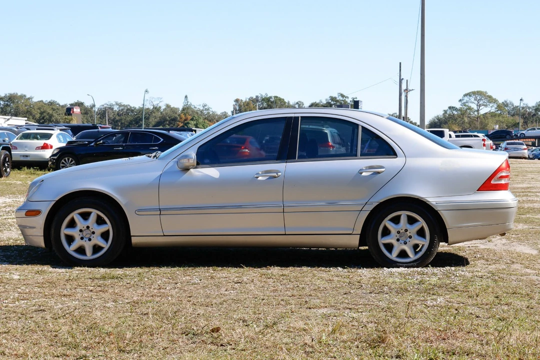 2003 Mercedes-Benz W203 C-Class - Image 3 of 12