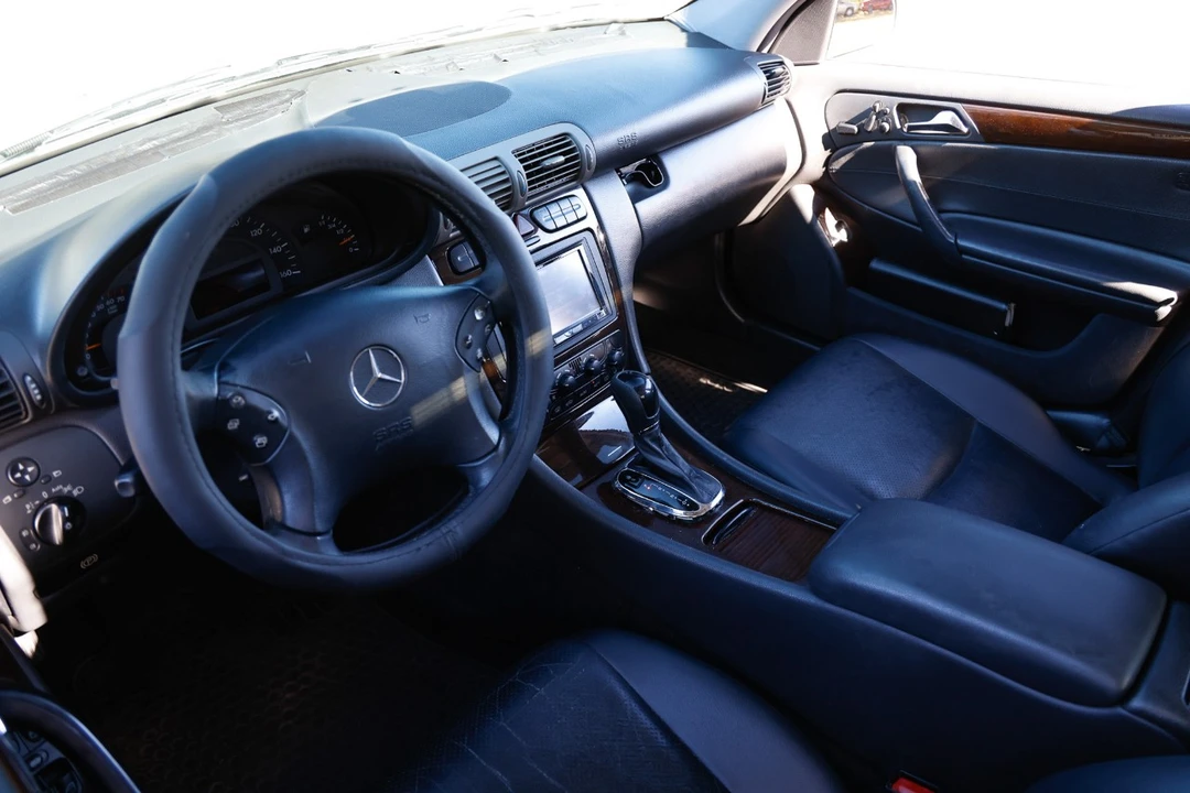 2003 Mercedes-Benz W203 C-Class - Image 4 of 12