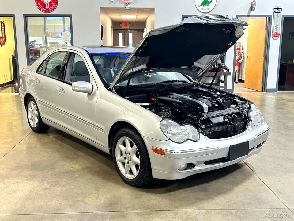 2003 Mercedes-Benz W203 C-Class - Image 9 of 21