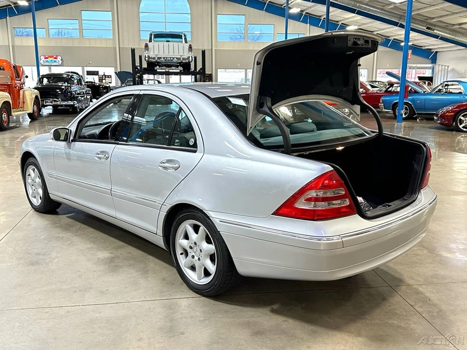 2003 Mercedes-Benz W203 C-Class - Image 13 of 21
