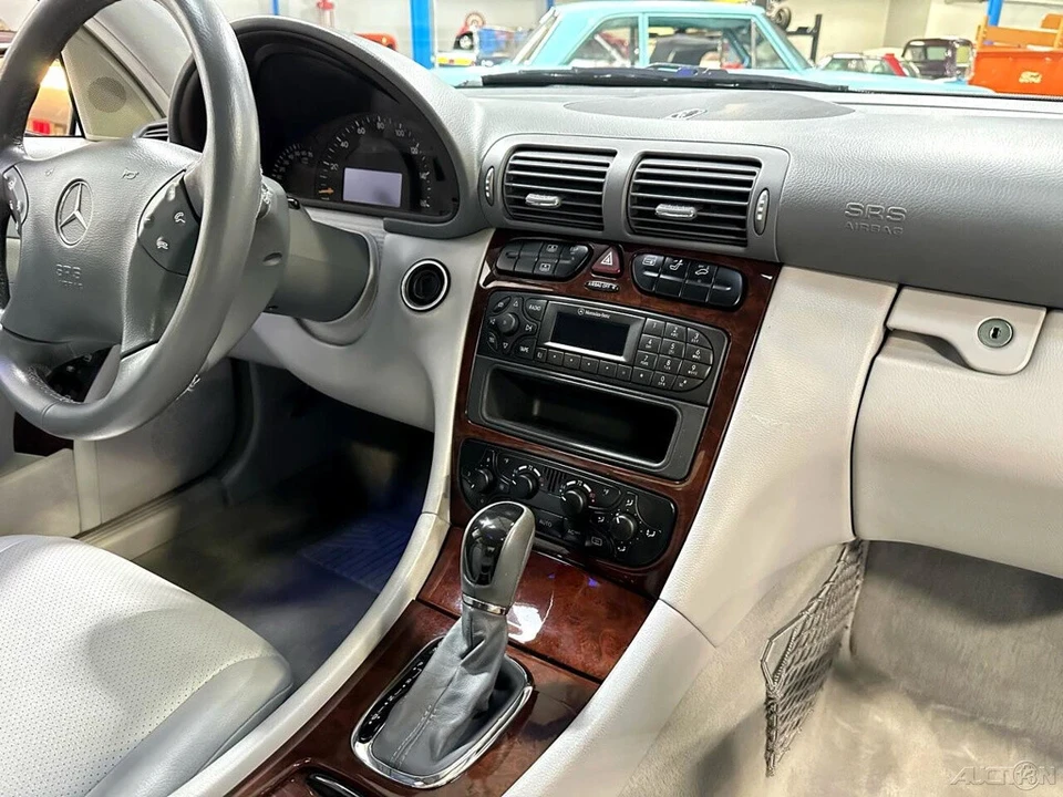 2003 Mercedes-Benz W203 C-Class - Image 11 of 21