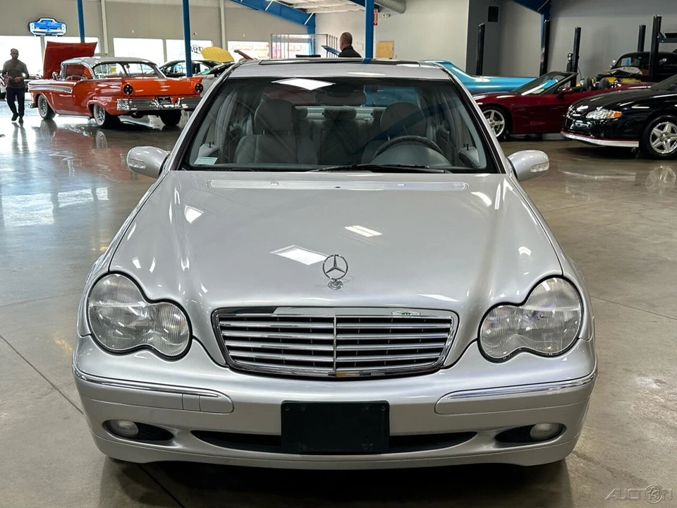 2003 Mercedes-Benz W203 C-Class - Image 2 of 21