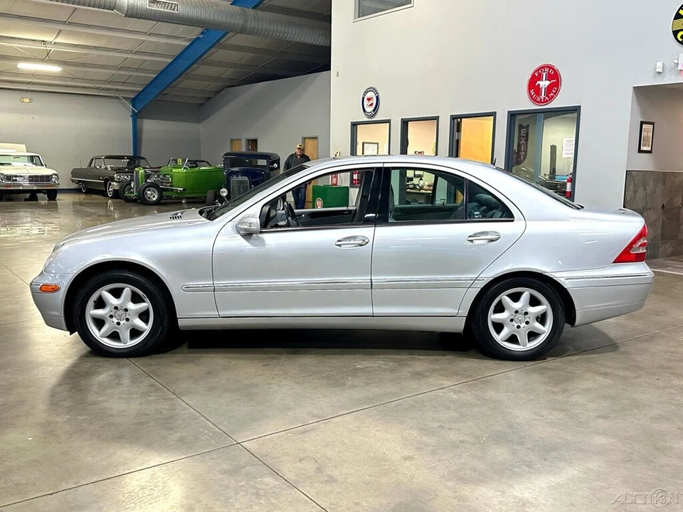 2003 Mercedes-Benz W203 C-Class - Image 4 of 21