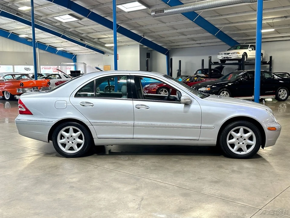 2003 Mercedes-Benz W203 C-Class - Image 8 of 21