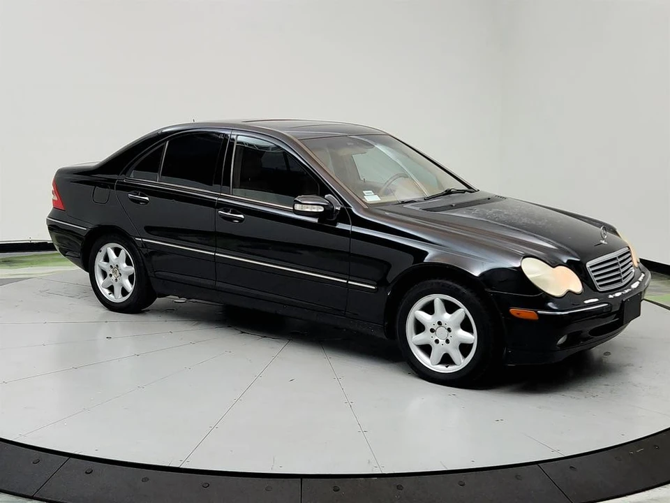 2003 Mercedes-Benz W203 C-Class - Image 2 of 12