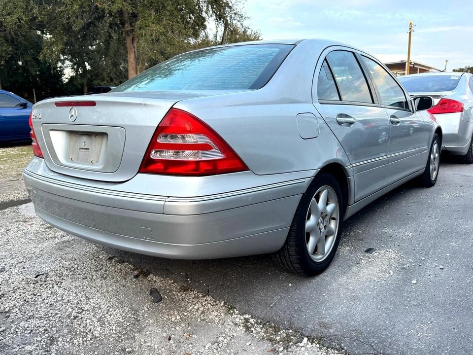 2003 Mercedes-Benz W203 C-Class - Image 3 of 11