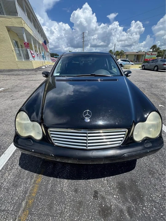 2003 Mercedes-Benz W203 C-Class - Image 2 of 9