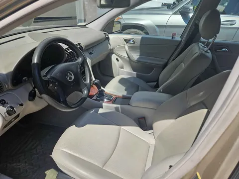 2003 Mercedes-Benz C-Class C240