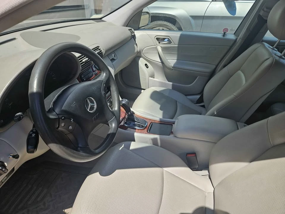 2003 Mercedes-Benz W203 C-Class - Image 3 of 4