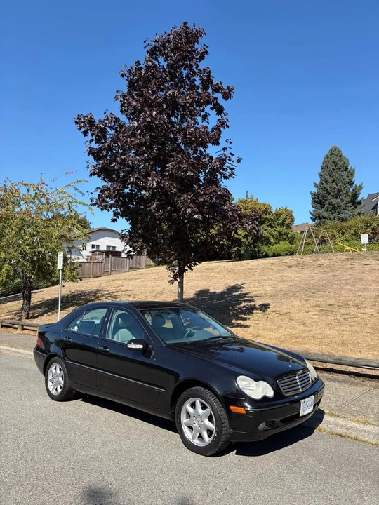2003 Mercedes-Benz W203 C-Class - Image 2 of 18