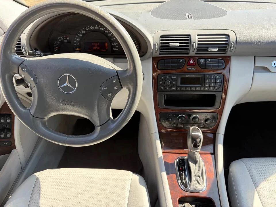 2003 Mercedes-Benz W203 C-Class - Image 14 of 18