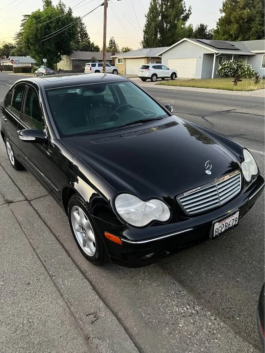 2003 Mercedes-Benz W203 C-Class - Image 2 of 3